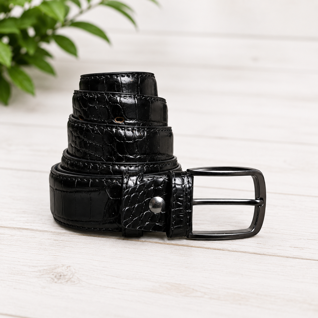 Crocodile-Pattern Leather Belt